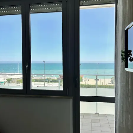 Mar-celli