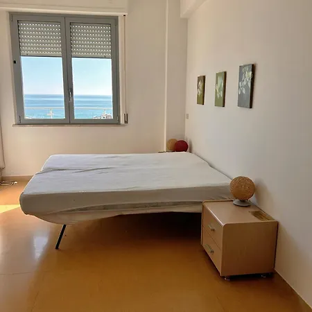 Mar-celli